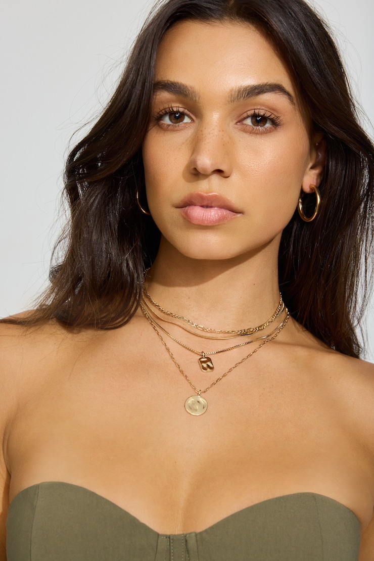 Set of 5 Hammered Charms and Chains Necklaces Yellow