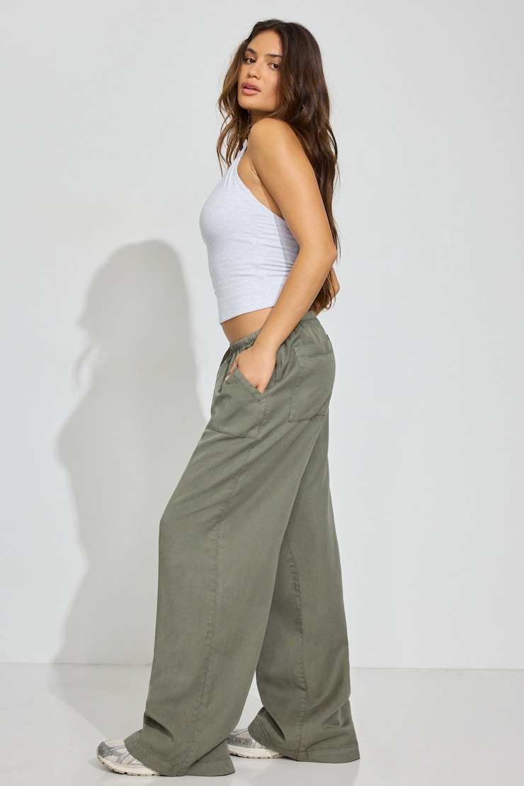 Twill Pull-On Pants Green